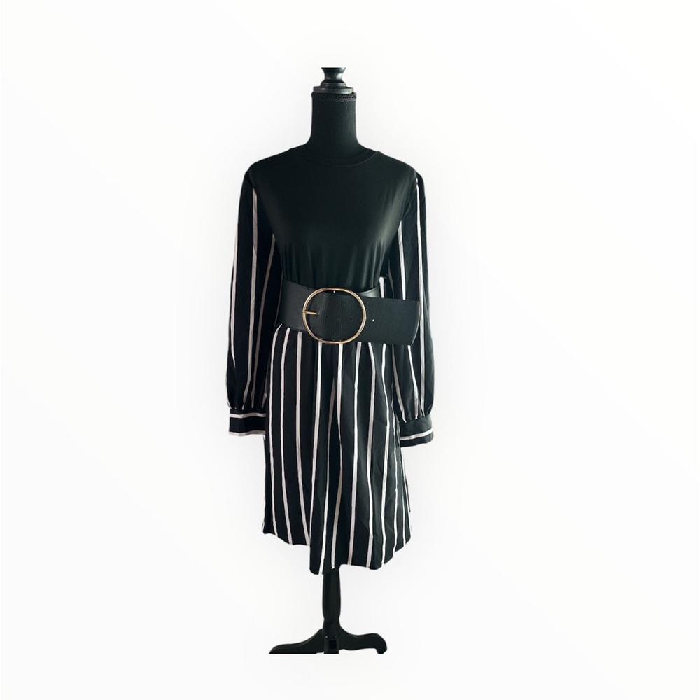 Long sleeve black and white dress